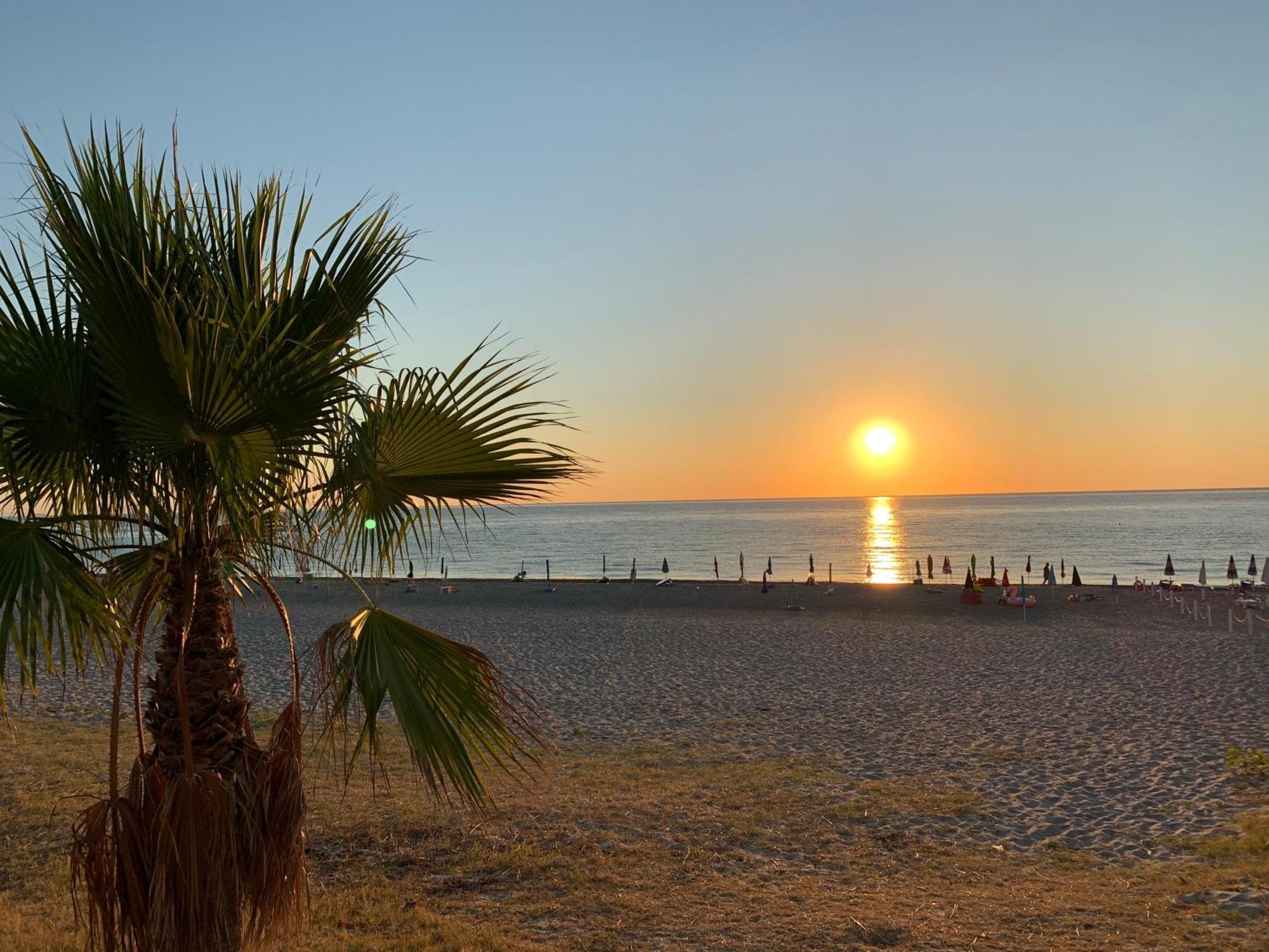 Alba Serena Santa Caterina Dello Ionio Marina Bagian luar foto