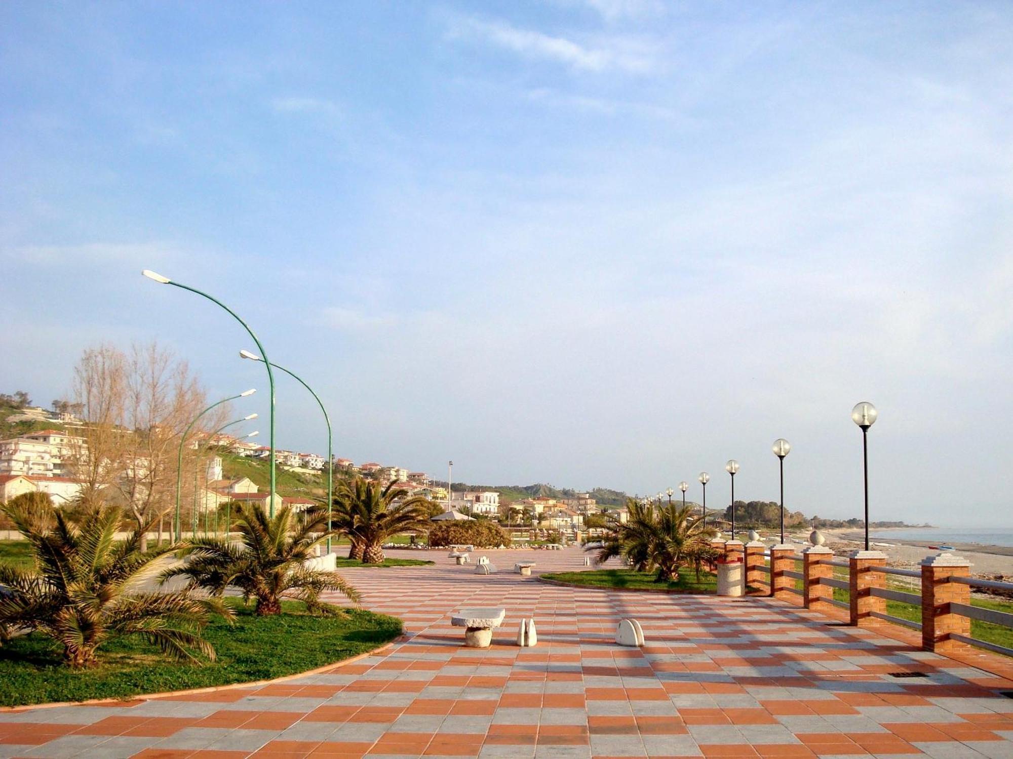 Alba Serena Santa Caterina Dello Ionio Marina Bagian luar foto
